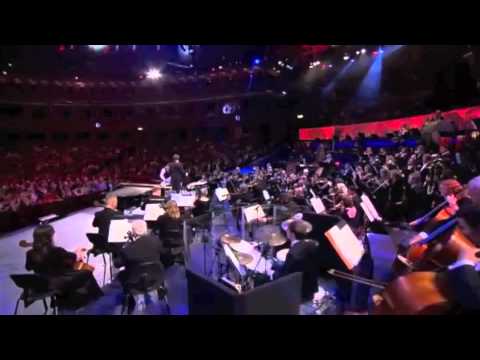 Read more about the article Tim Minchin performs the Doctor Who Theme at BBC Comedy Proms